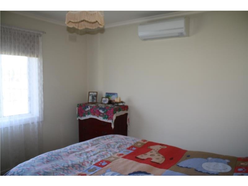 12 Neilson Street, Penola SA 5277