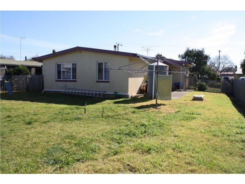 12 Neilson Street, Penola SA 5277