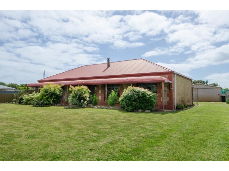 4 Sargent Close, Robe SA 5276