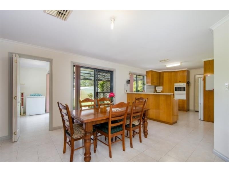 16 Arthur Street, Tarpeena SA 5277