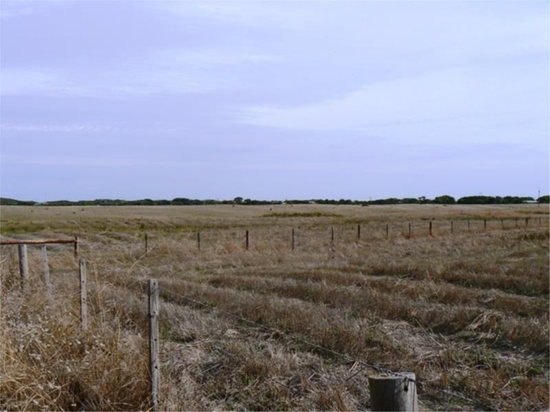 Lots 1,2 & 4 Burks Island Road, Beachport SA 5280