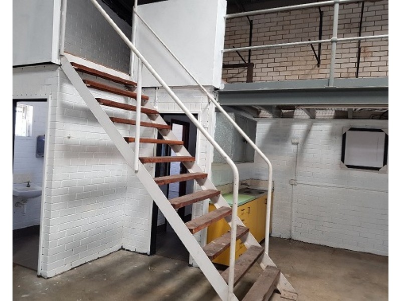 2 & 5  /5 Cressall Road, Balcatta WA 6021