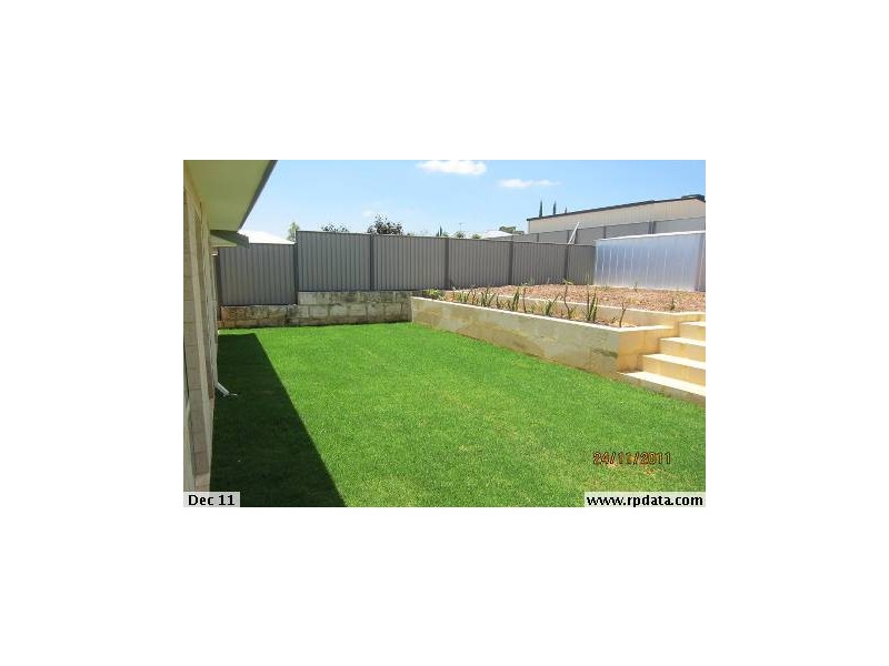 14 Howitzer Turn, Byford WA 6122