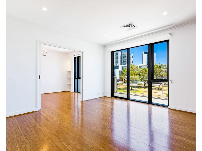 9 Charnley Gardens, Burswood WA 6100