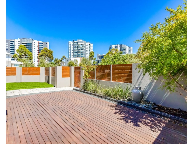 9 Charnley Gardens, Burswood WA 6100