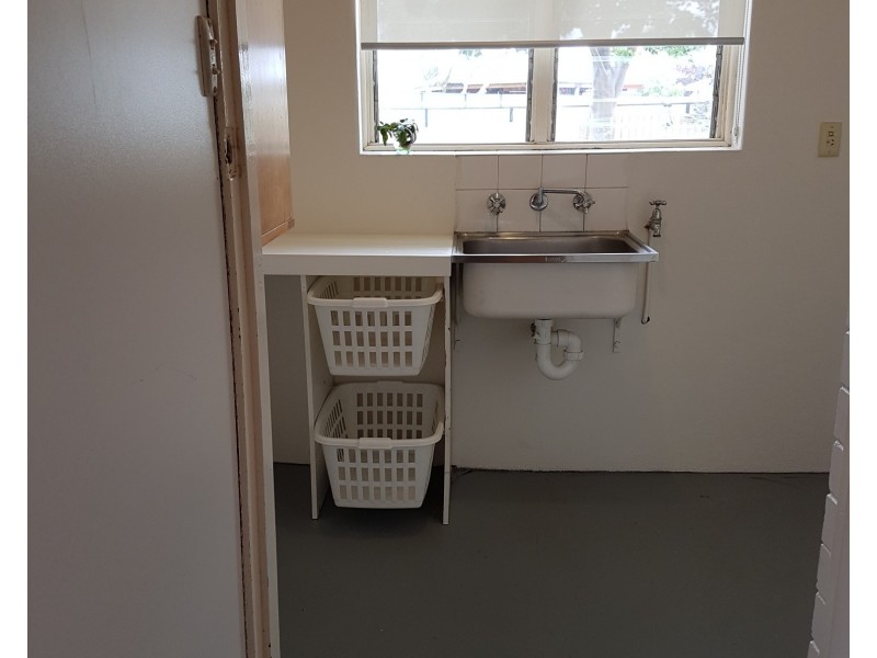 74 Sturtridge Road, Lockridge WA 6054