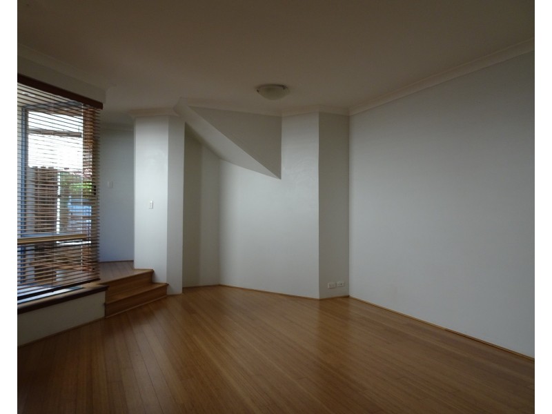 4/20 Tareena Street, Nedlands WA 6009