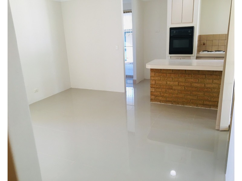 6 Foxall Place, South Lake WA 6164