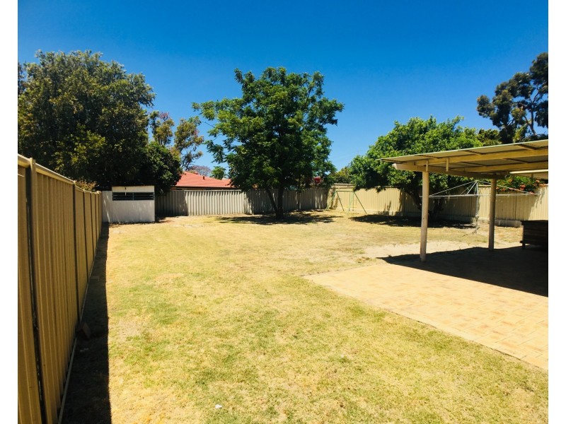 6 Foxall Place, South Lake WA 6164