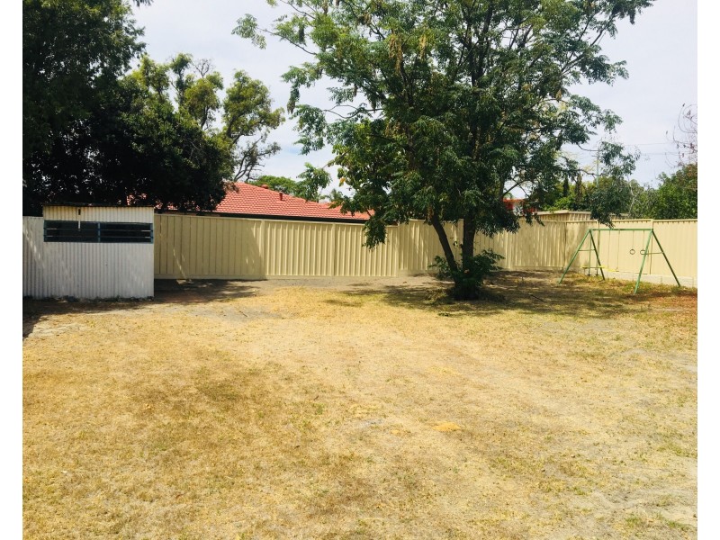 6 Foxall Place, South Lake WA 6164