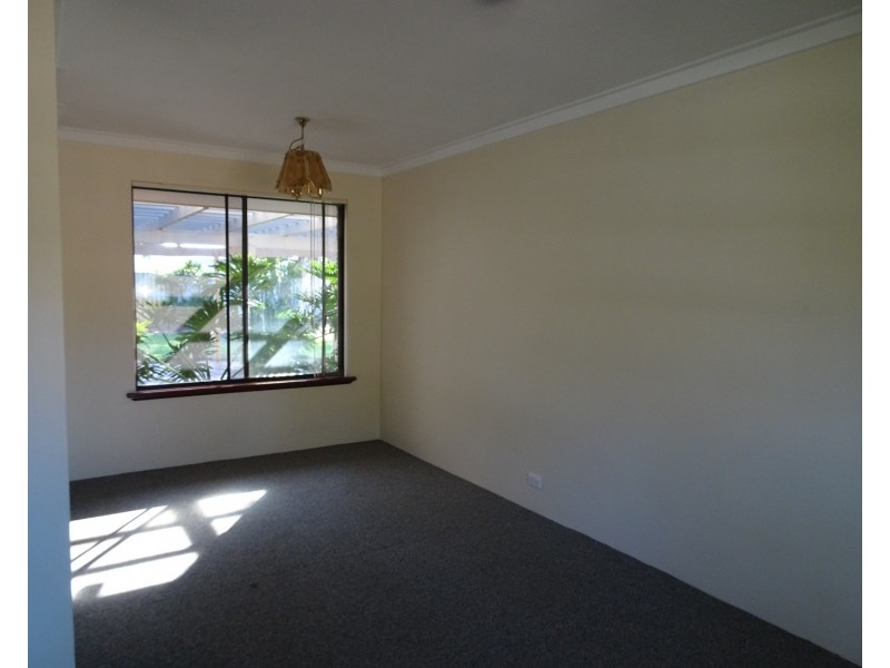 10 Hamlet Close, Beldon WA 6027