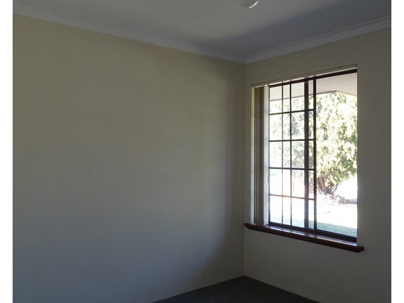 10 Hamlet Close, Beldon WA 6027