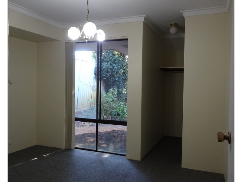 10 Hamlet Close, Beldon WA 6027