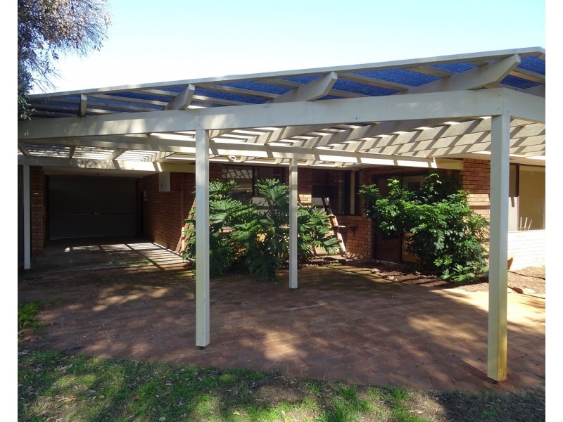 10 Hamlet Close, Beldon WA 6027