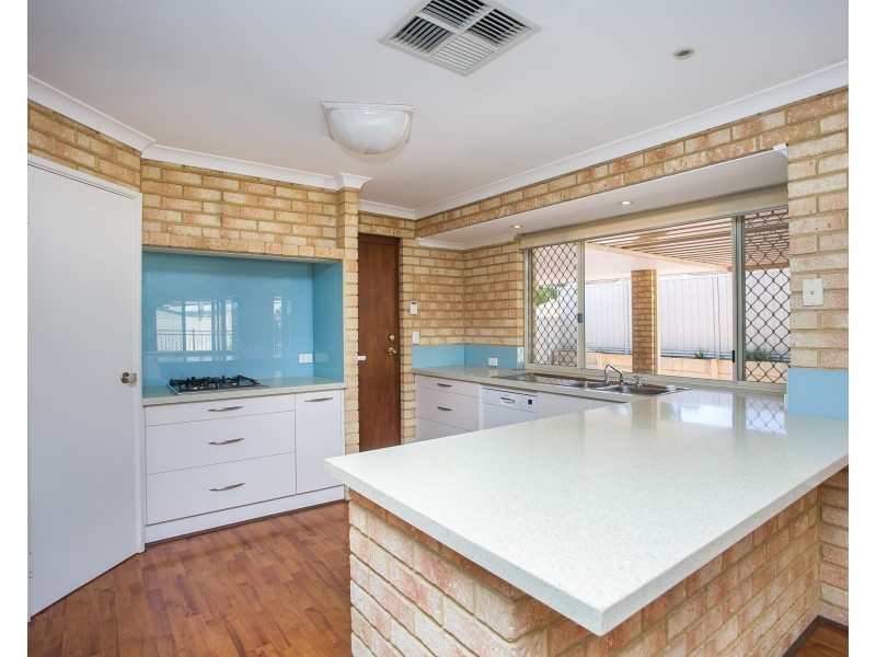 17 Ambergate Close, Canning Vale WA 6155