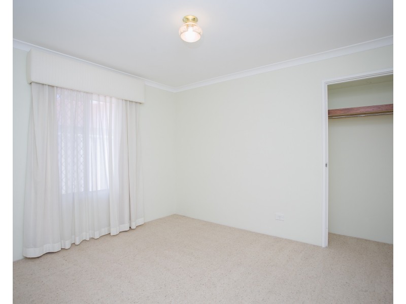 17 Ambergate Close, Canning Vale WA 6155