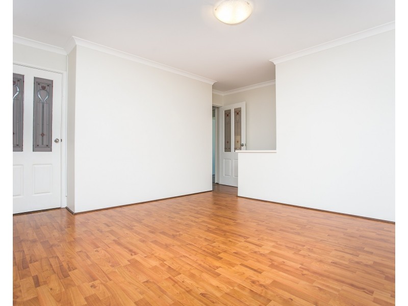 17 Ambergate Close, Canning Vale WA 6155