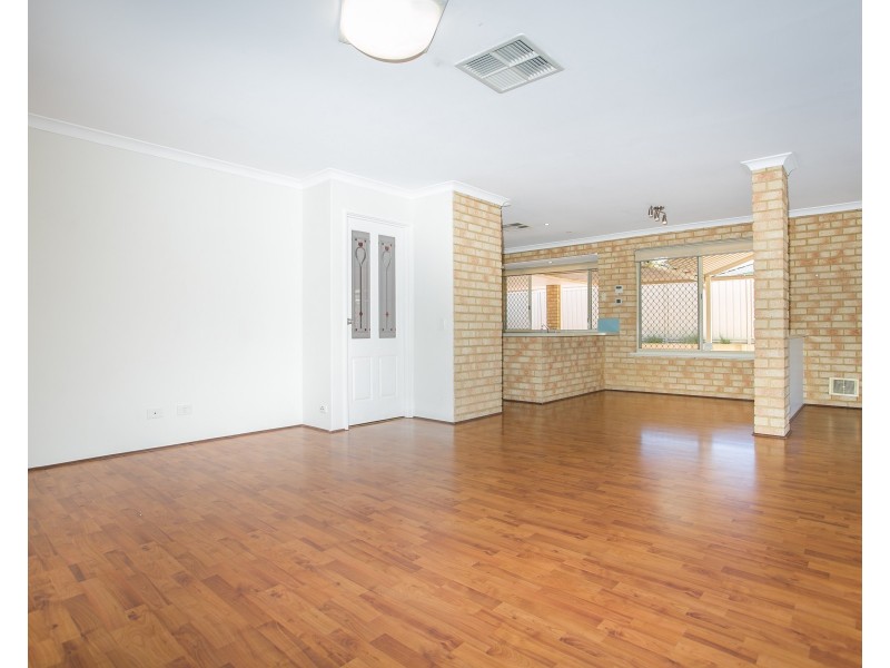 17 Ambergate Close, Canning Vale WA 6155