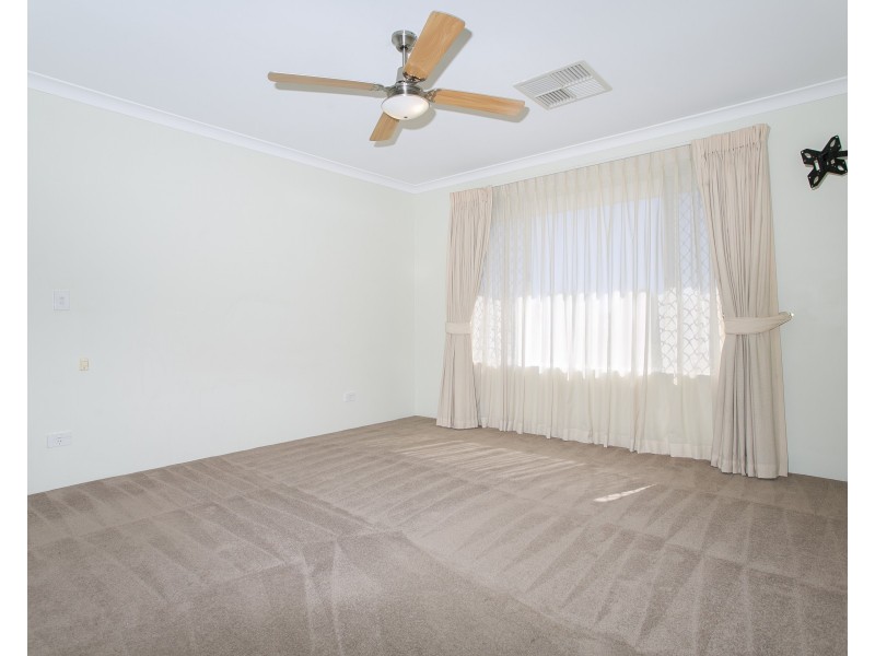 17 Ambergate Close, Canning Vale WA 6155