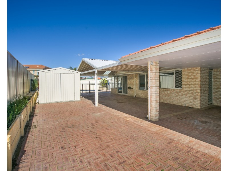 17 Ambergate Close, Canning Vale WA 6155