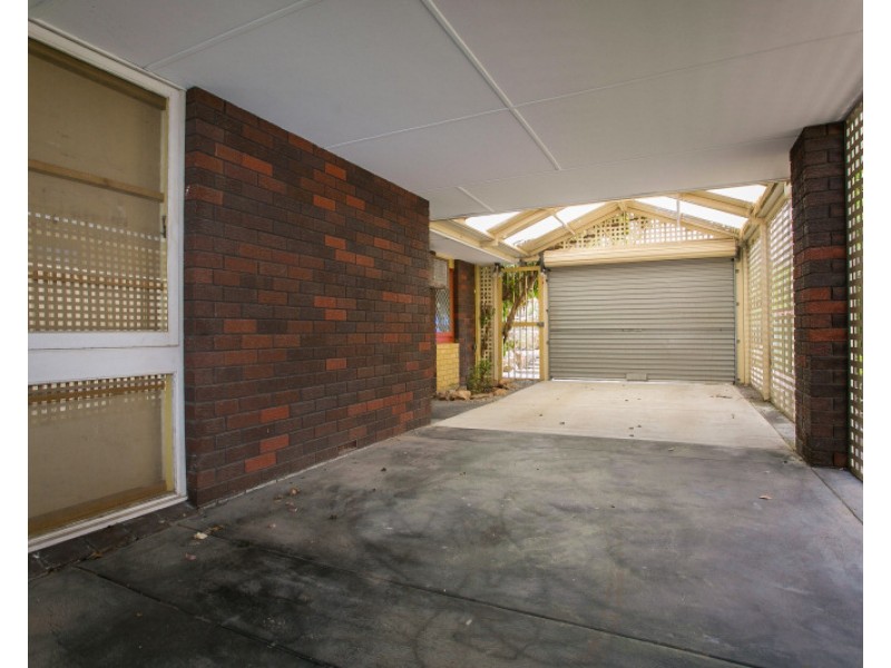 6 Sanderson Street, Embleton WA 6062