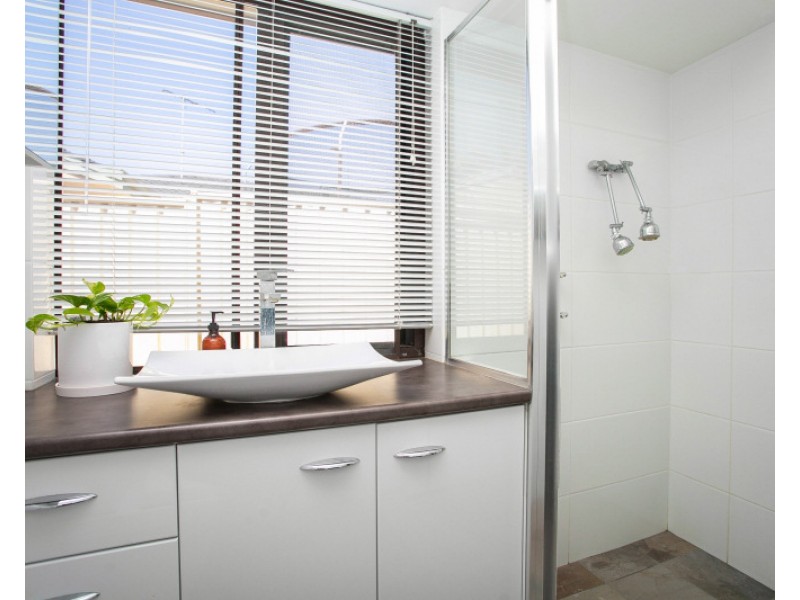 36 King Edward Drive, Heathridge WA 6027