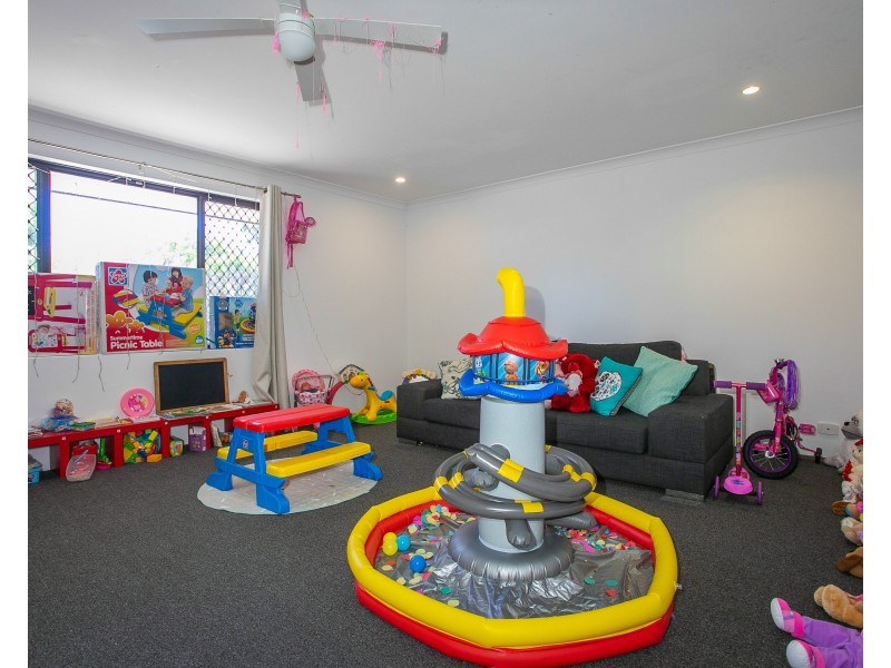 3 MINCHIN COURT, Padbury WA 6025