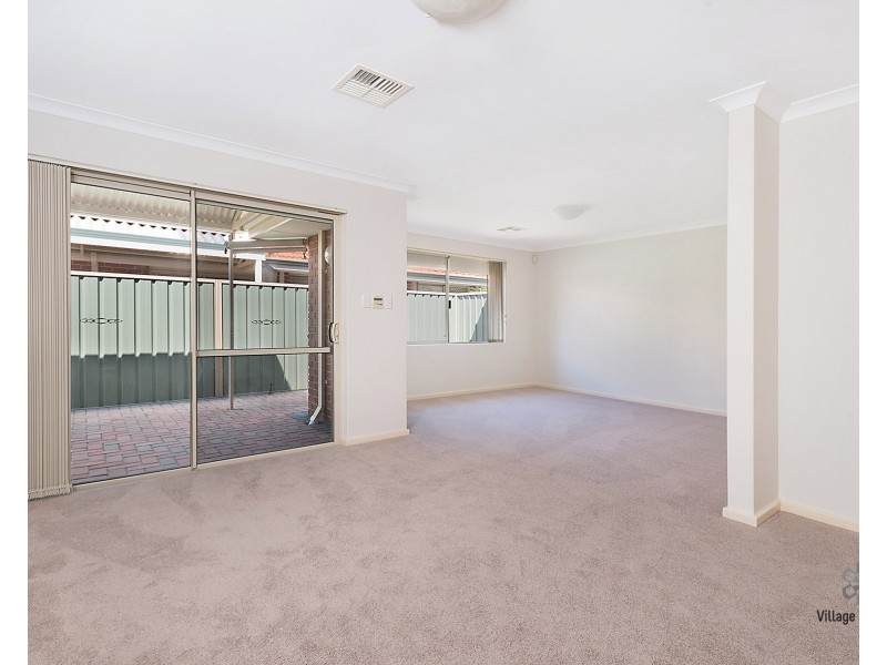 9/7 Clere Pass, Canning Vale WA 6155