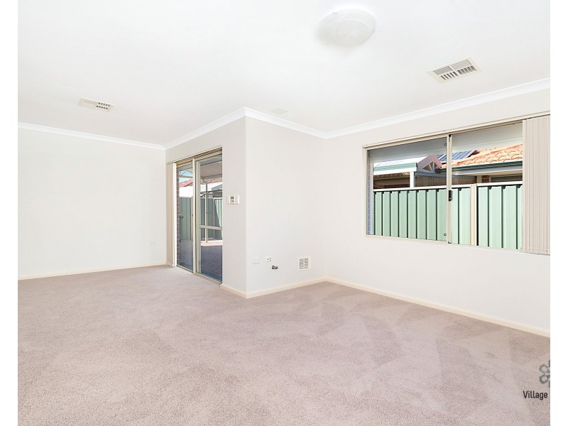 9/7 Clere Pass, Canning Vale WA 6155