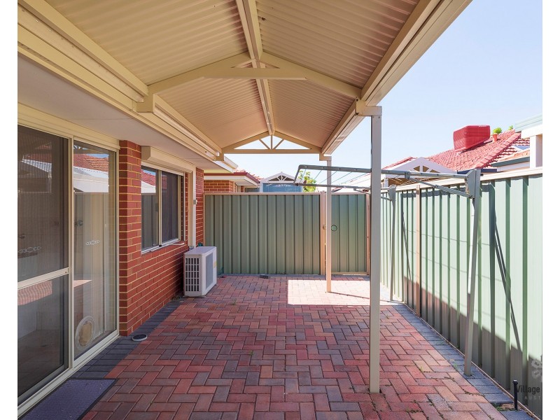 9/7 Clere Pass, Canning Vale WA 6155