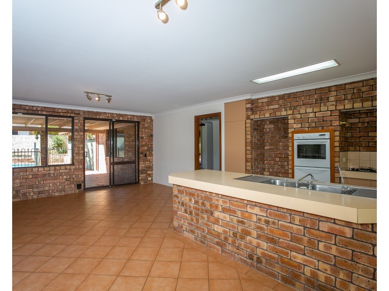 10 GREIG COURT, Marmion WA 6020