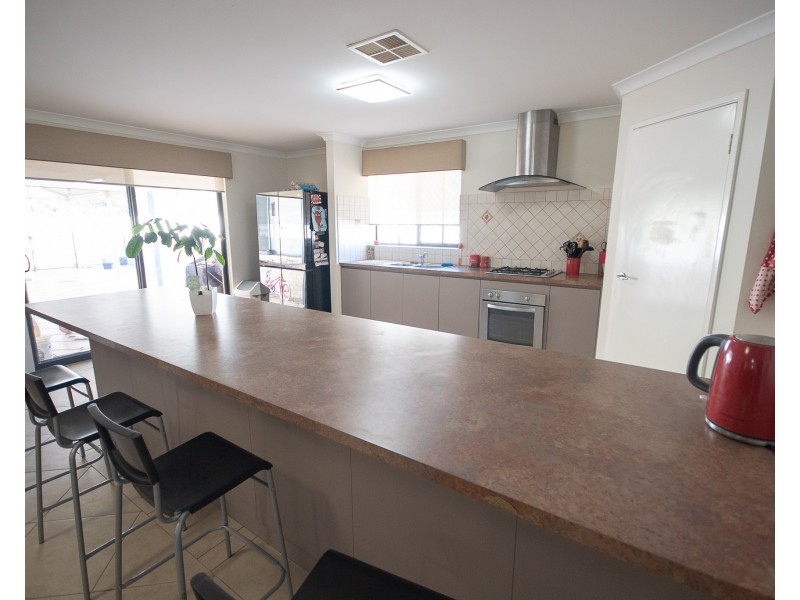 1 Christina Street, Hazelmere WA 6055
