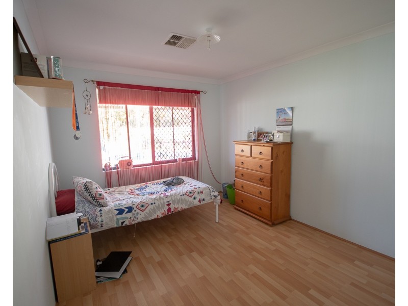 1 Christina Street, Hazelmere WA 6055