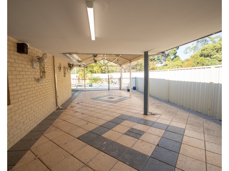 1 Christina Street, Hazelmere WA 6055