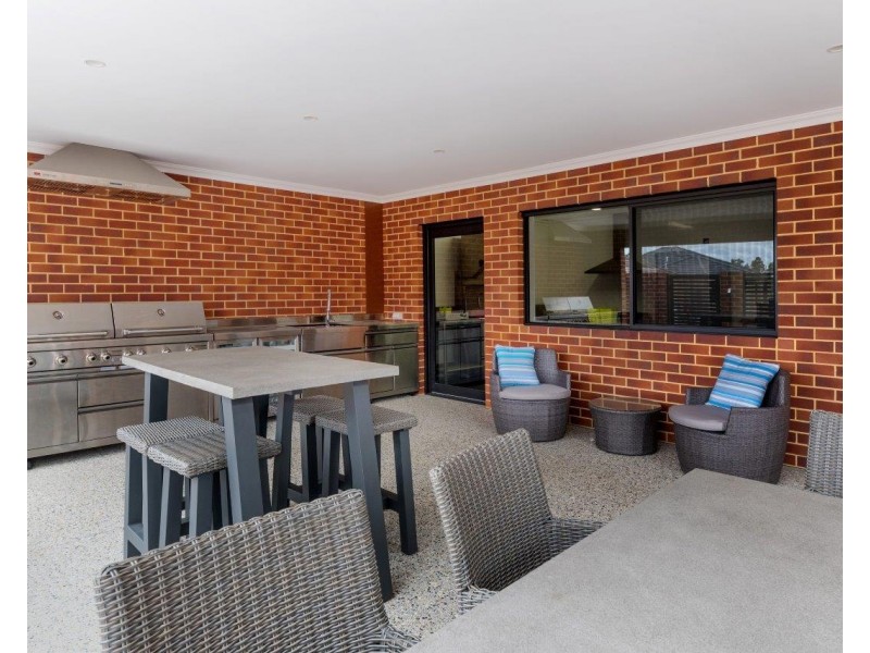 45/15 Chipping Drive, High Wycombe WA 6057