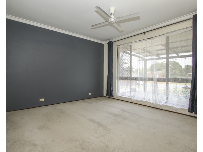 13 Becket Court, Camillo WA 6111