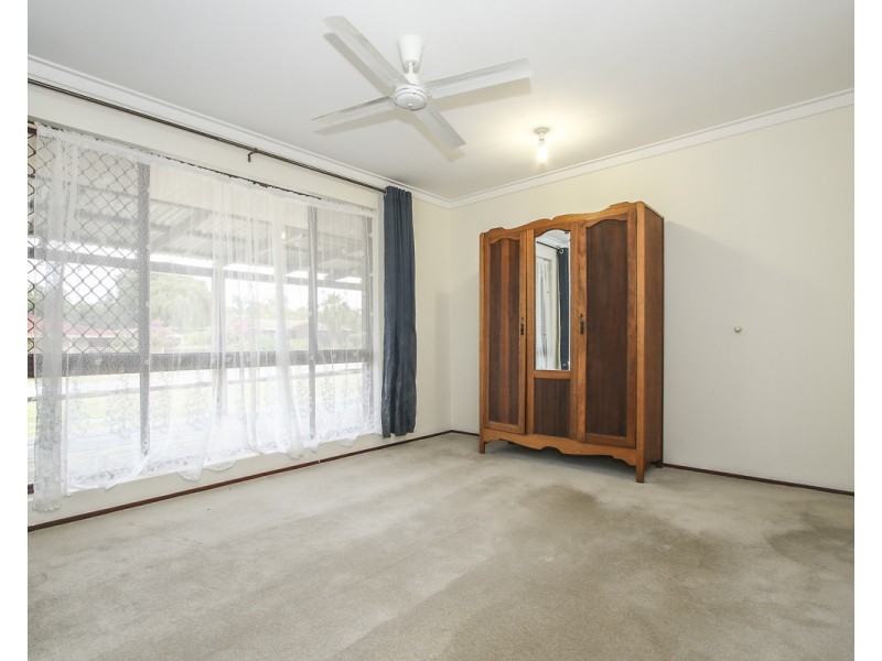 13 Becket Court, Camillo WA 6111