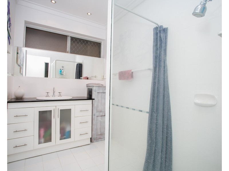 10 Glendale Avenue, Hamersley WA 6022