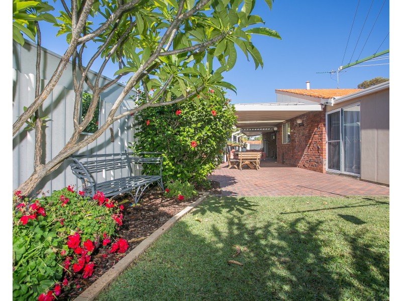 10 Glendale Avenue, Hamersley WA 6022