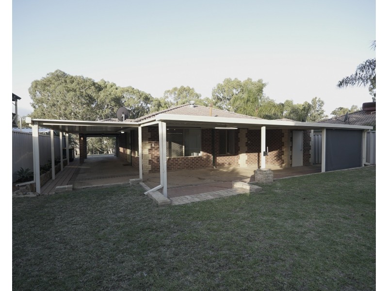 24a Valley Brook Road, Caversham WA 6055