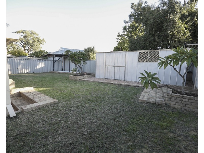 24a Valley Brook Road, Caversham WA 6055