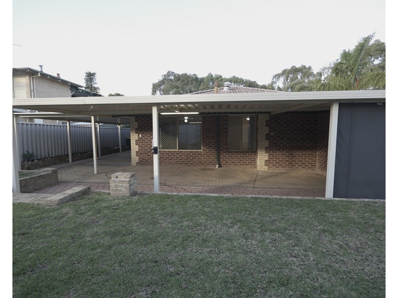 24a Valley Brook Road, Caversham WA 6055