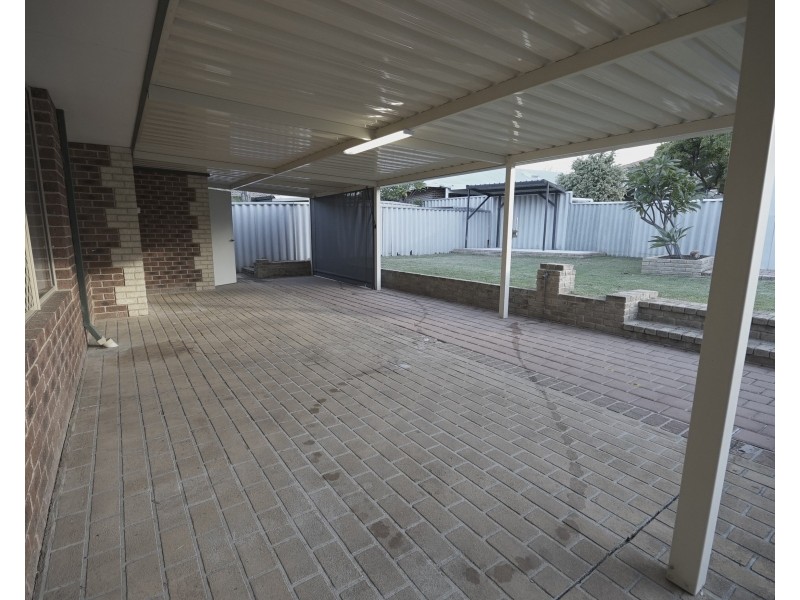24a Valley Brook Road, Caversham WA 6055