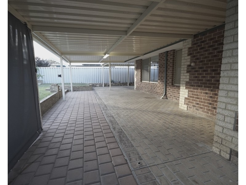 24a Valley Brook Road, Caversham WA 6055