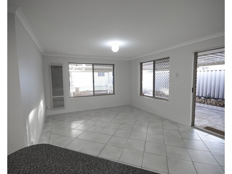 24a Valley Brook Road, Caversham WA 6055