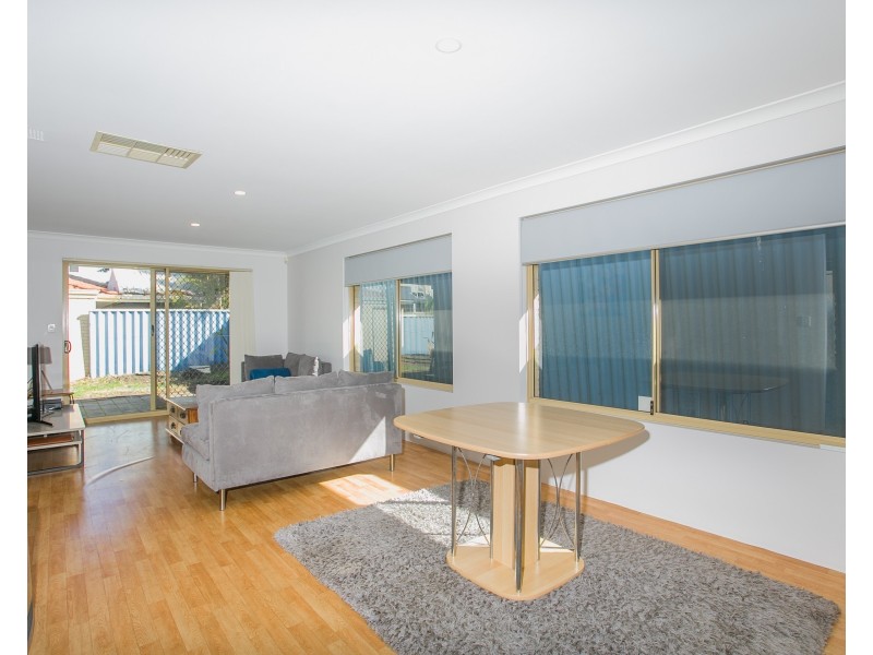 1/20 LAPAGE STREET, Belmont WA 6104