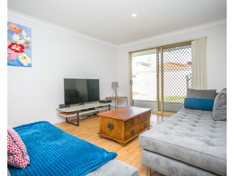 1/20 LAPAGE STREET, Belmont WA 6104