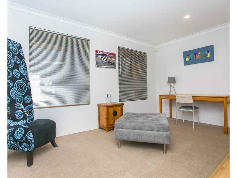 1/20 LAPAGE STREET, Belmont WA 6104