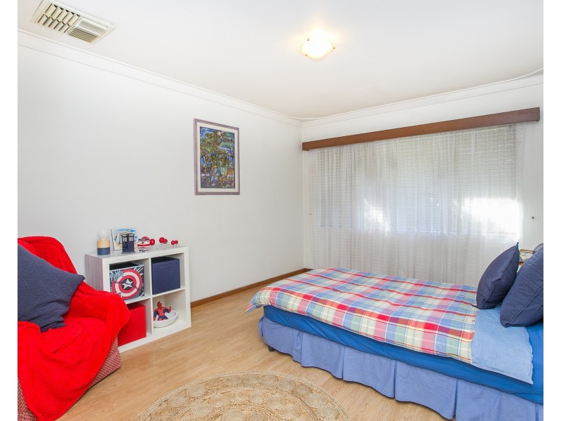 1 Ireland Way, Bassendean WA 6054