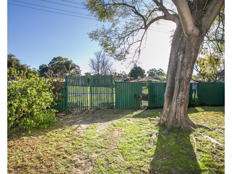 1 Ireland Way, Bassendean WA 6054